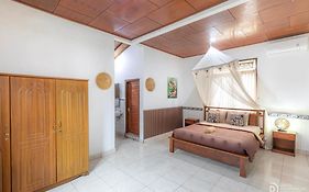 Artha Dewata Home Stay